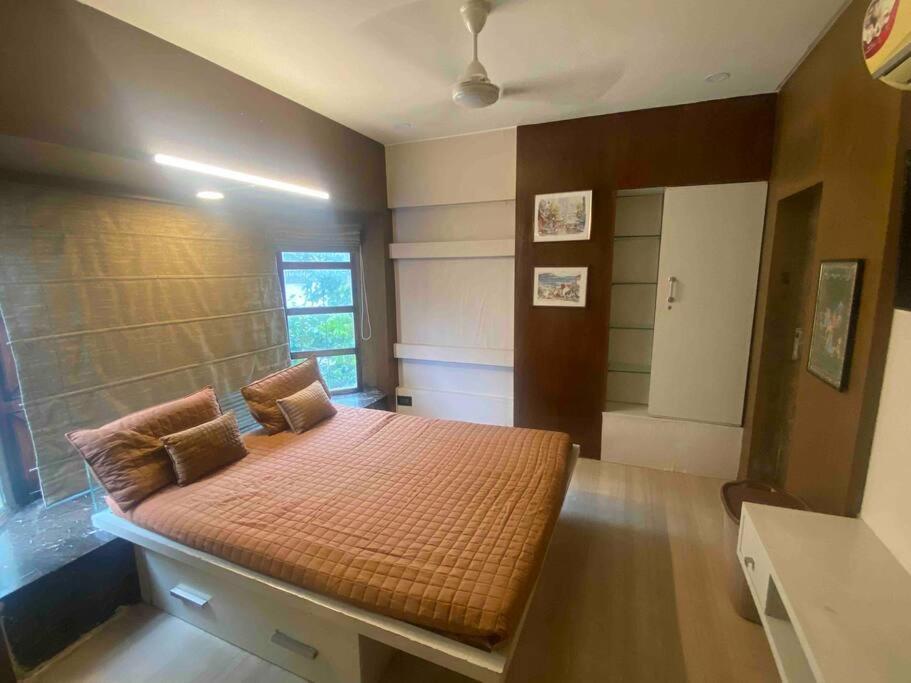 Bandra'S Prime Luxurious 2 Bhk Apartamento Bombaim Exterior foto